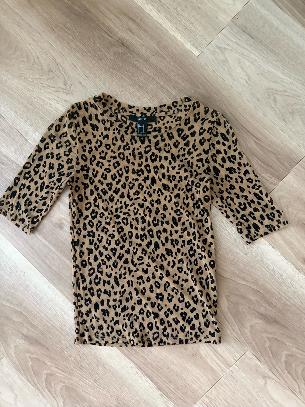 Leopard Print Short Sleeve Top - Black on Camel